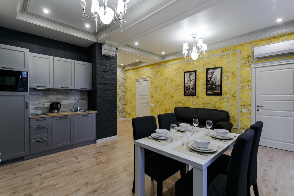 Royal Rent Minsk Apartamento Exterior foto
